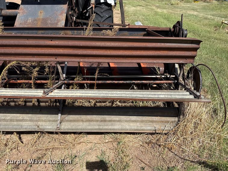 image for item EW4341 Gleaner Baldwin combine