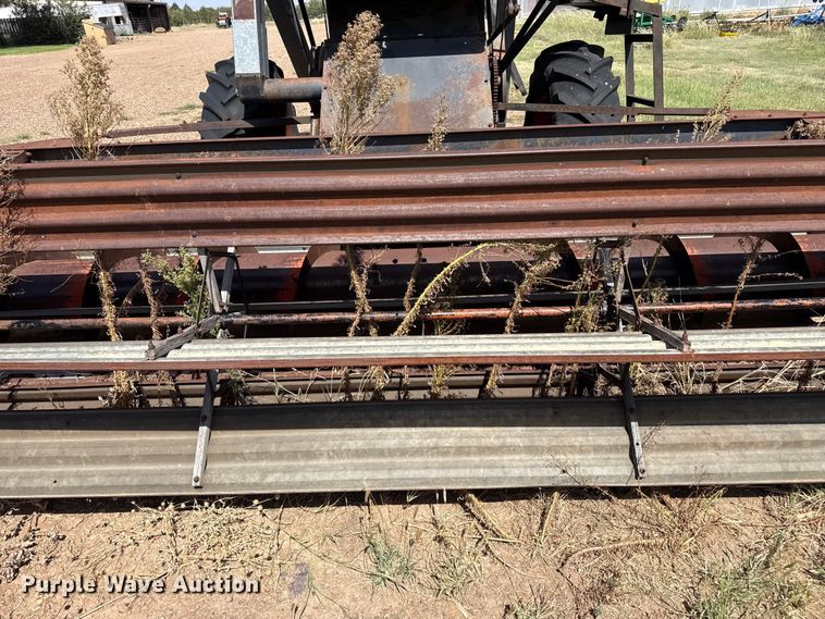 image for item EW4341 Gleaner Baldwin combine