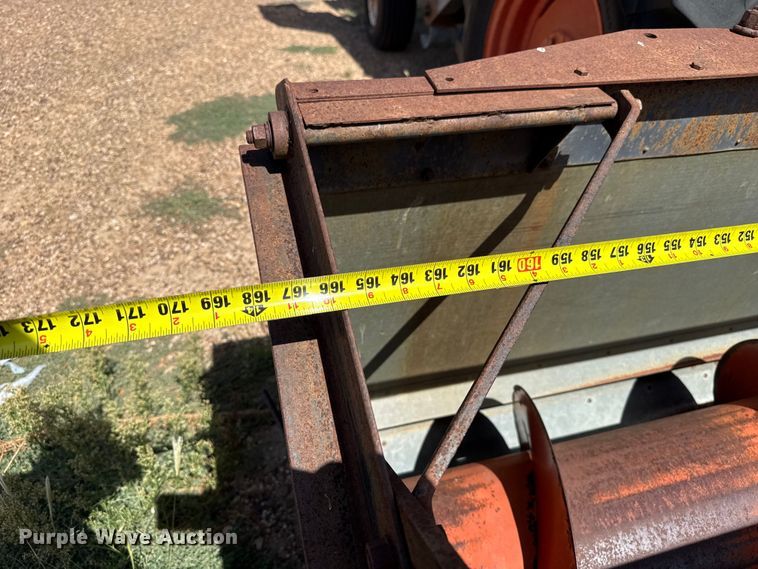 image for item EW4341 Gleaner Baldwin combine