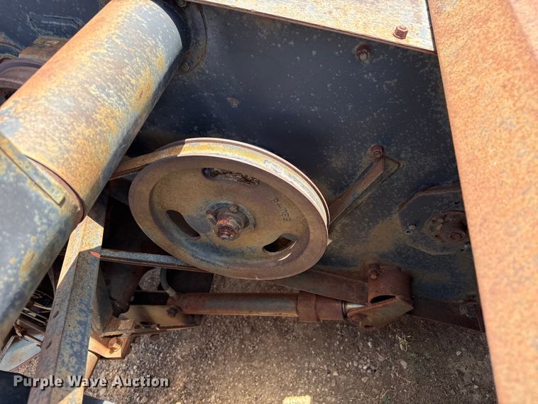 image for item EW4341 Gleaner Baldwin combine