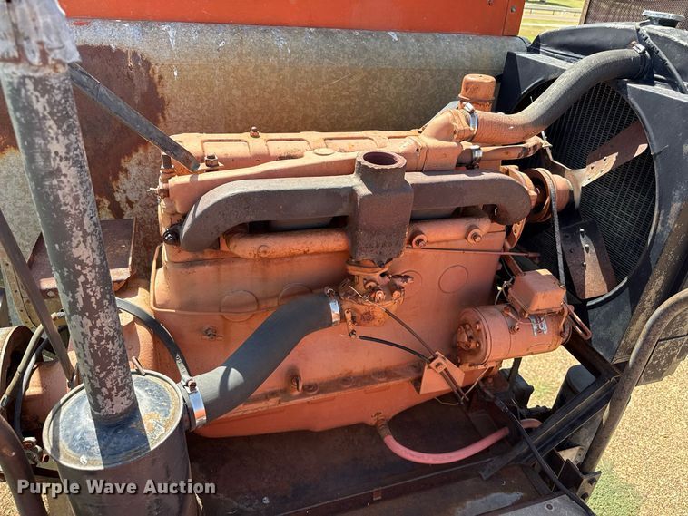 image for item EW4341 Gleaner Baldwin combine