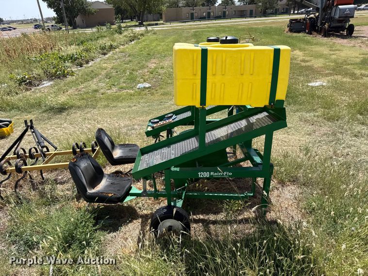 image for item EW4342 Rain-Flo 1200 vegetable transplanter