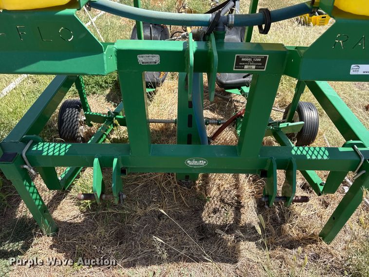 image for item EW4342 Rain-Flo 1200 vegetable transplanter