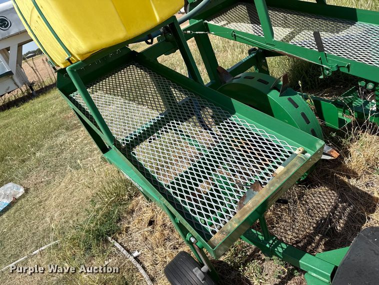 image for item EW4342 Rain-Flo 1200 vegetable transplanter
