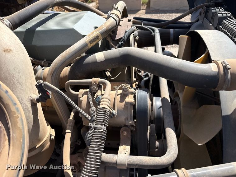 image for item EW4348 2005 Freightliner Century Class semi truck