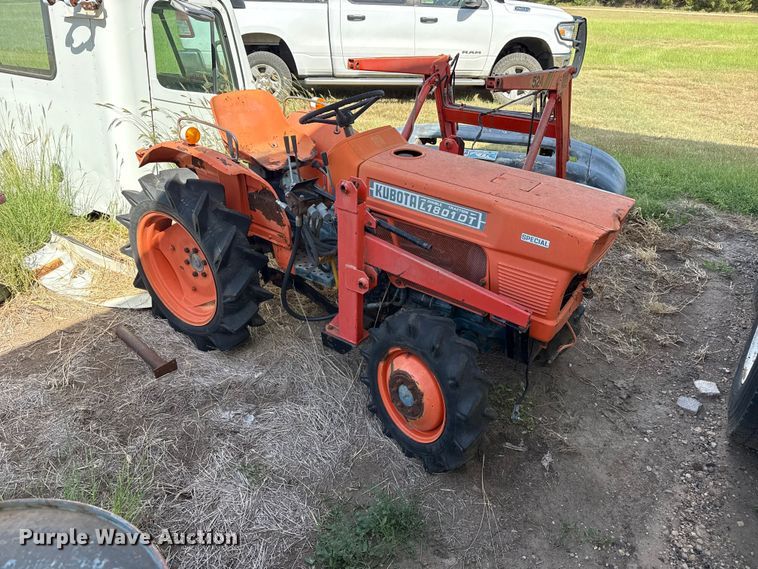 image for item EW4354 Kubota L1801DT tractor