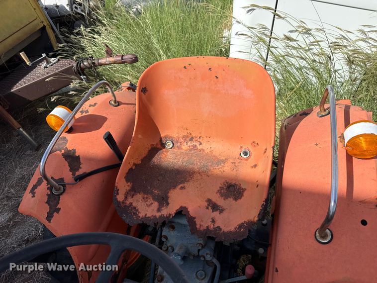 image for item EW4354 Kubota L1801DT tractor