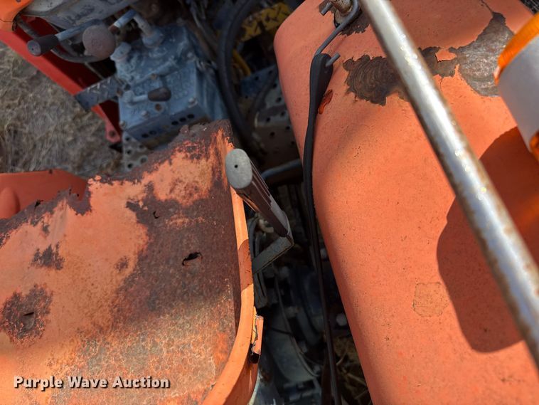 image for item EW4354 Kubota L1801DT tractor