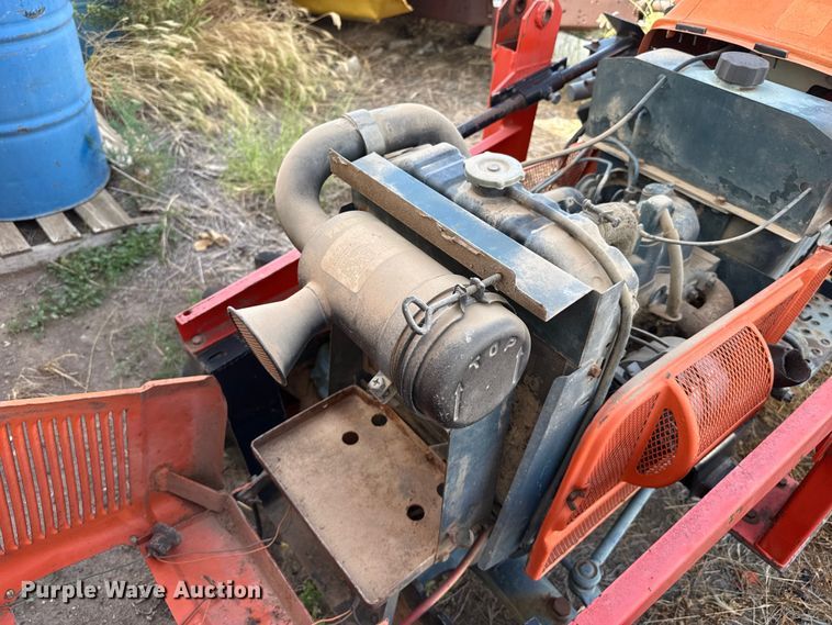 image for item EW4354 Kubota L1801DT tractor