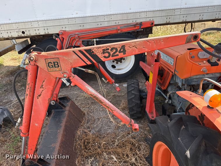 image for item EW4354 Kubota L1801DT tractor