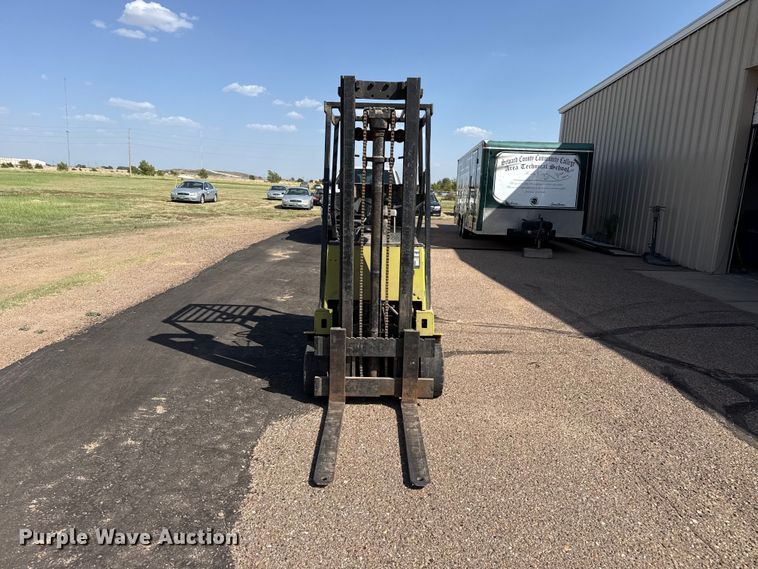 image for item EW4355 Clark C500-30 forklift