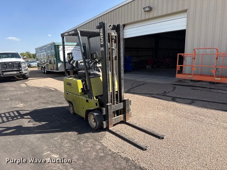image for item EW4355 Clark C500-30 forklift