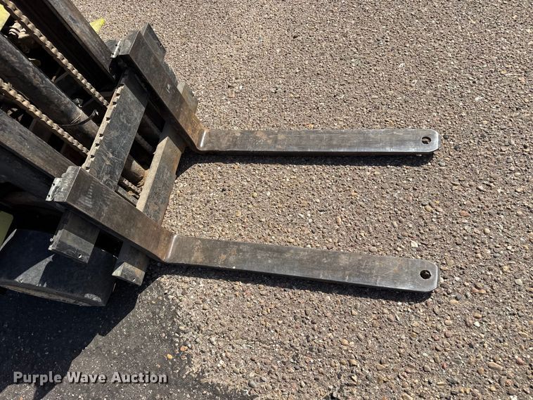 image for item EW4355 Clark C500-30 forklift
