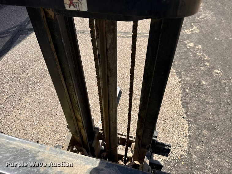 image for item EW4355 Clark C500-30 forklift