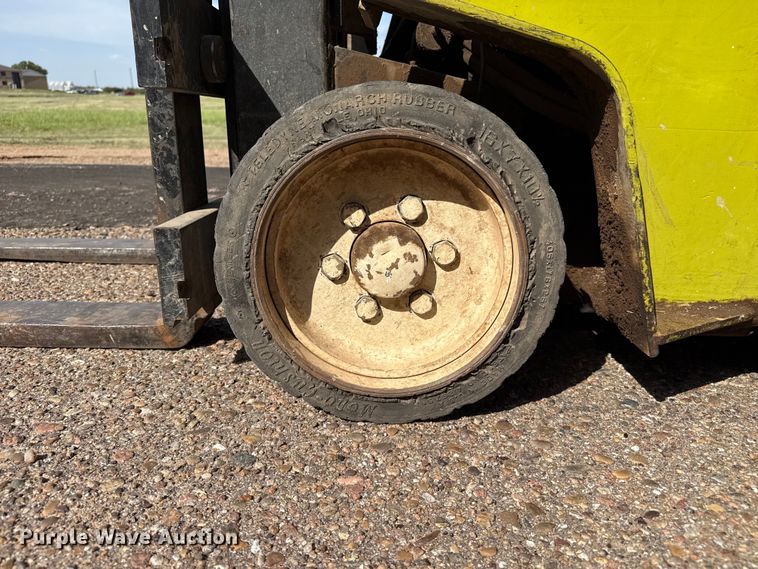 image for item EW4355 Clark C500-30 forklift