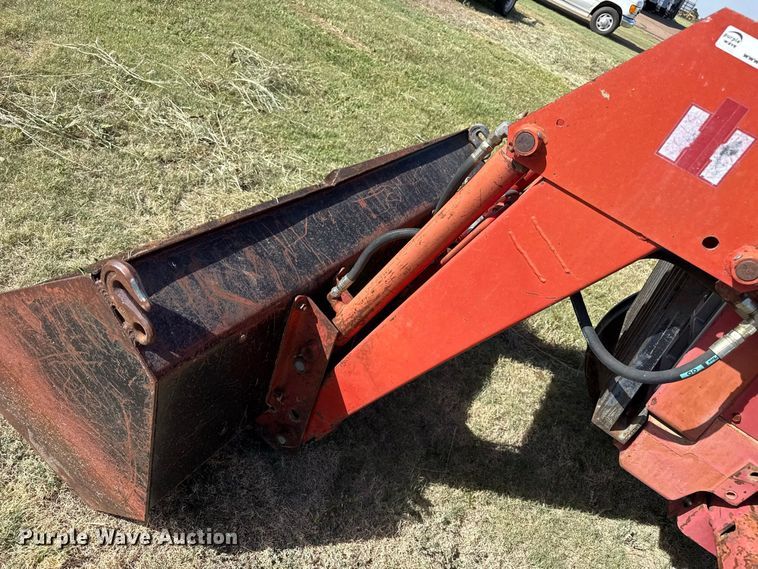 image for item EW4356 International 484 tractor