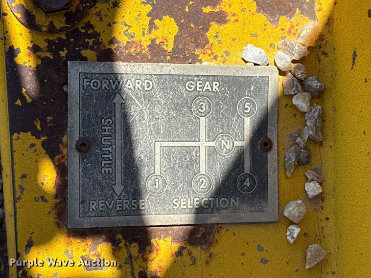 image for item EW4587 Etnyre chip spreader