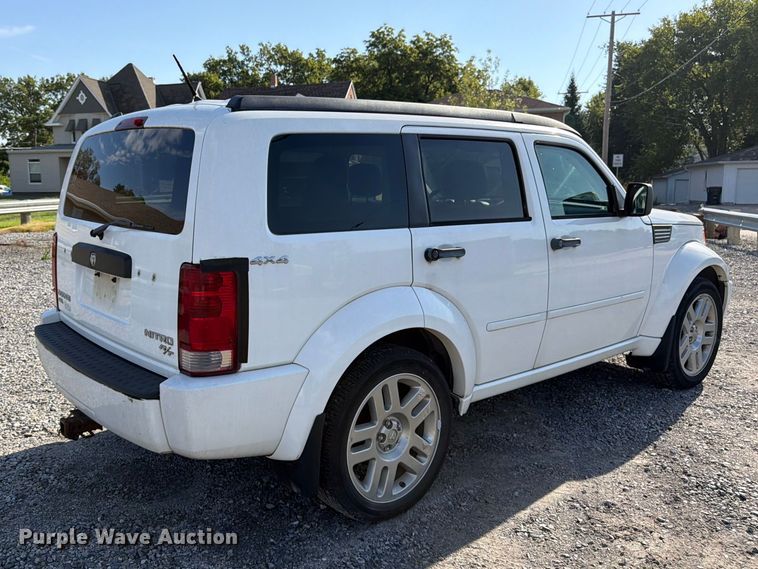 image for item EW5069 2011 Dodge Nitro SUV