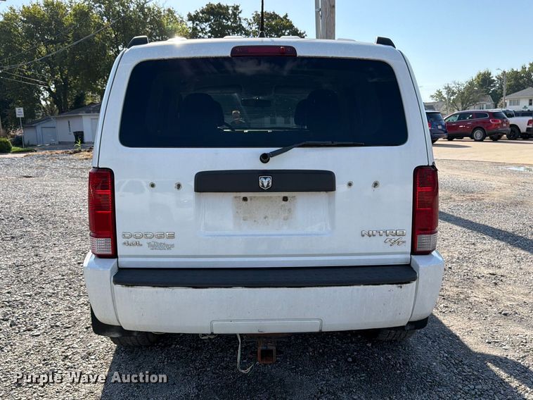 image for item EW5069 2011 Dodge Nitro SUV