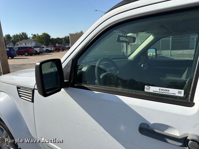 image for item EW5069 2011 Dodge Nitro SUV