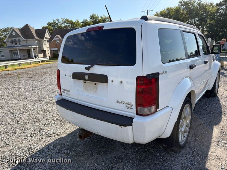 image for item EW5069 2011 Dodge Nitro SUV