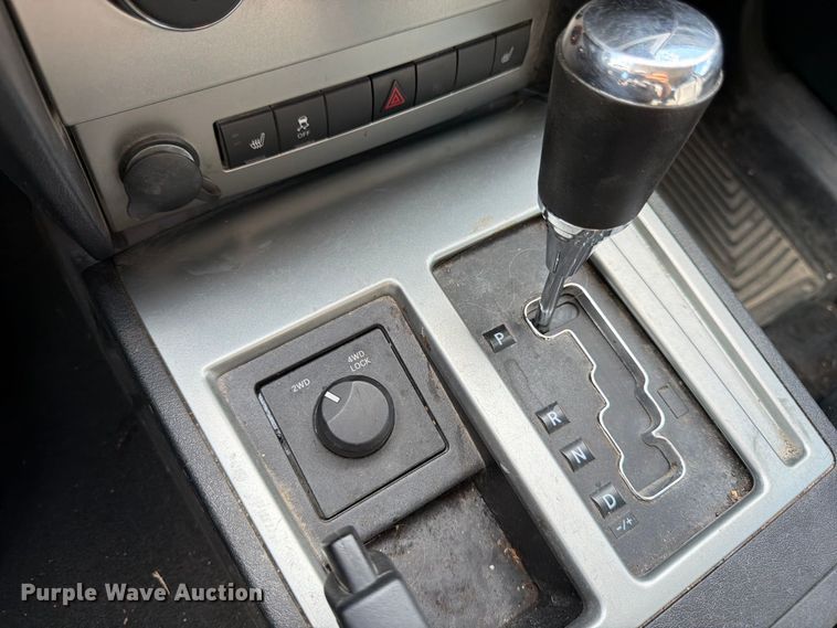 image for item EW5069 2011 Dodge Nitro SUV
