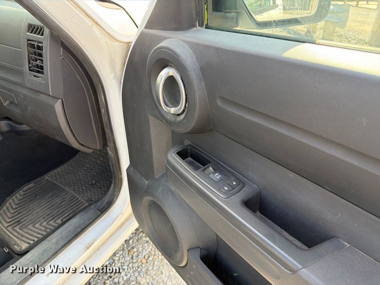 image for item EW5069 2011 Dodge Nitro SUV