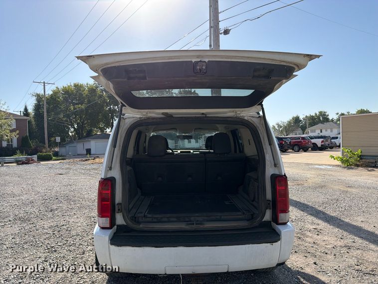 image for item EW5069 2011 Dodge Nitro SUV
