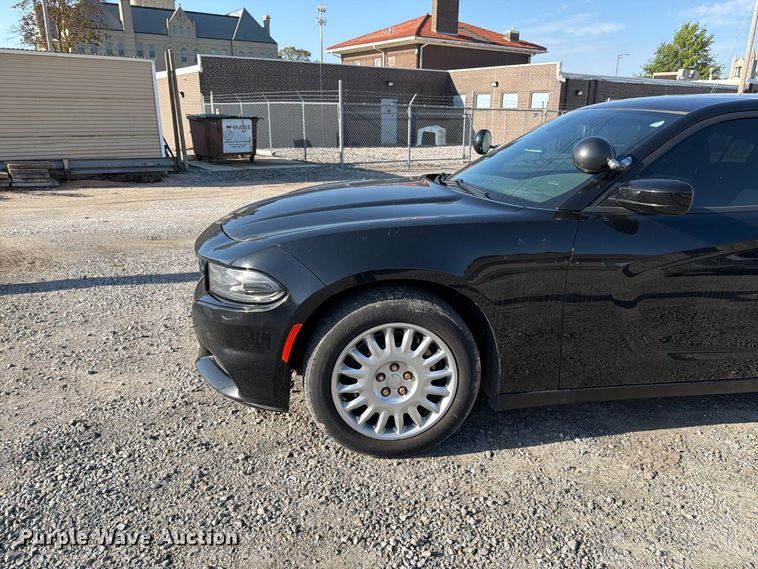 image for item EW5070 2017 Dodge Charger Police 