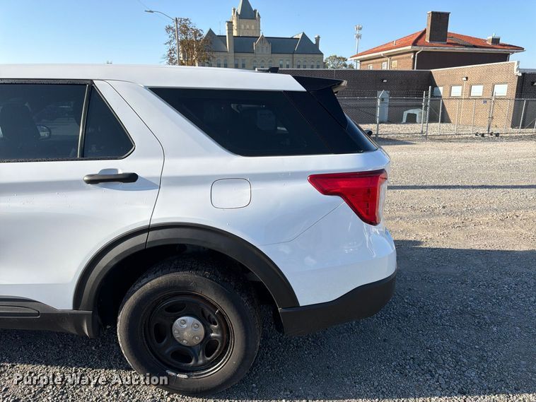 image for item EW5071 2020 Ford Explorer Police Interceptor SUV