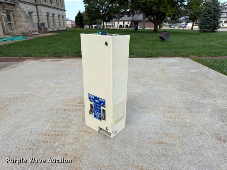 image for item EW5073 Feminine product dispensers