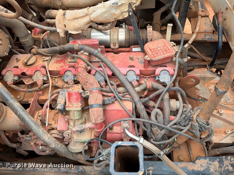 image for item EW8935 2015 Peterbilt 320 refuse truck