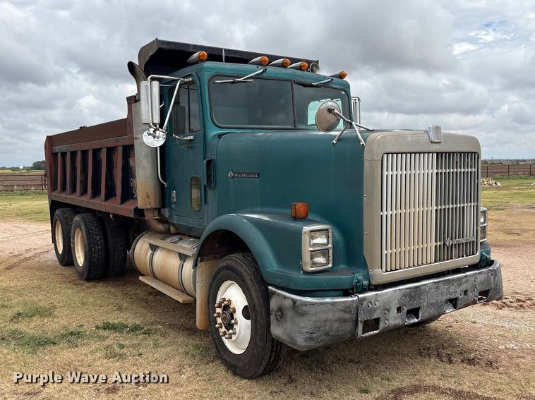 image for item EX0041 1993 International 9300 dump truck