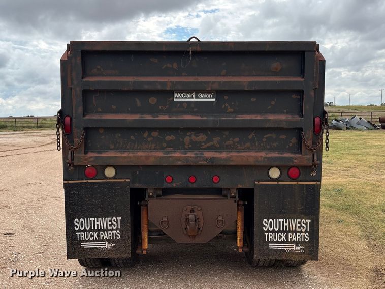 image for item EX0041 1993 International 9300 dump truck