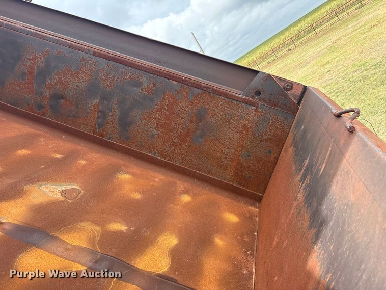 image for item EX0041 1993 International 9300 dump truck