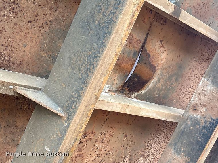 image for item EX0041 1993 International 9300 dump truck
