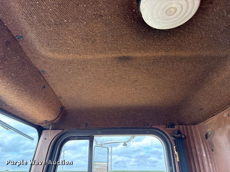 image for item EX0041 1993 International 9300 dump truck