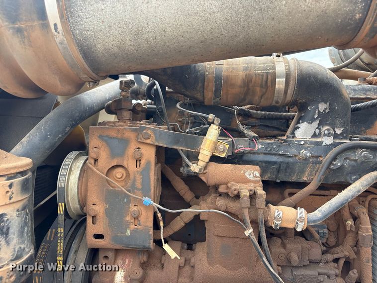 image for item EX0041 1993 International 9300 dump truck
