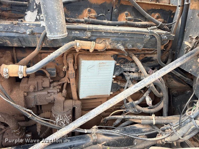 image for item EX0041 1993 International 9300 dump truck