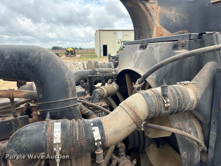 image for item EX0041 1993 International 9300 dump truck