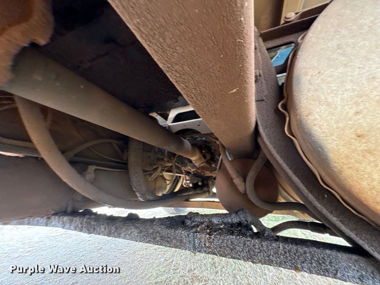 image for item EX0041 1993 International 9300 dump truck