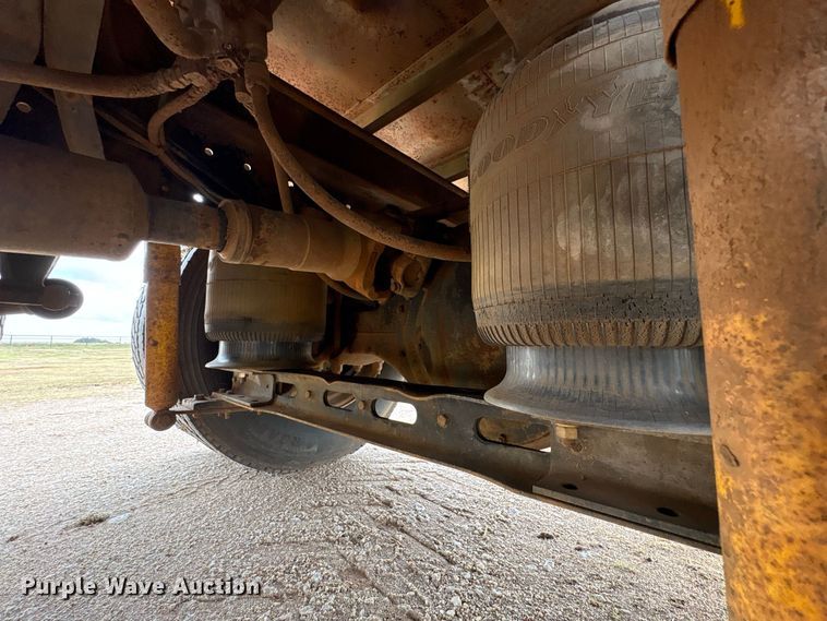 image for item EX0041 1993 International 9300 dump truck