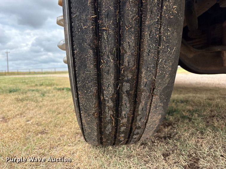 image for item EX0041 1993 International 9300 dump truck