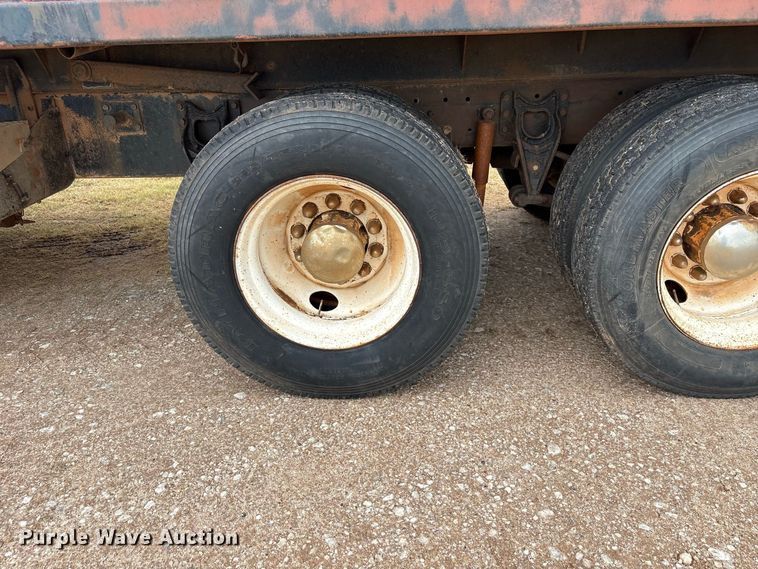 image for item EX0041 1993 International 9300 dump truck