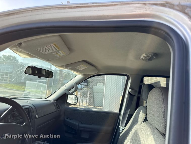 image for item EX2219 2004 Ford Explorer SUV