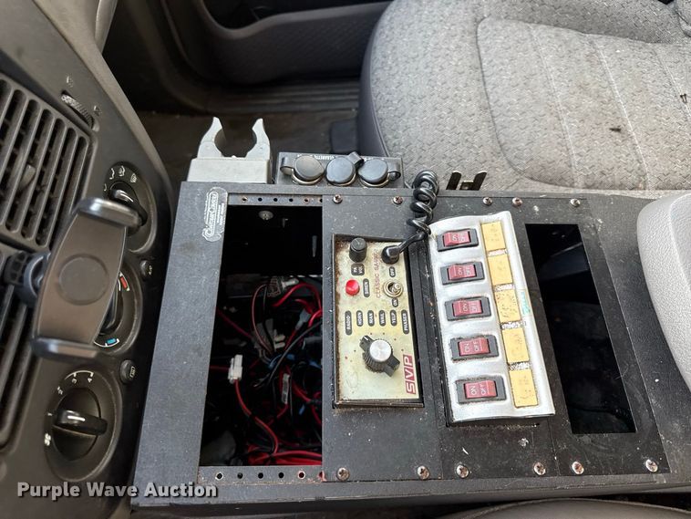 image for item EX2219 2004 Ford Explorer SUV