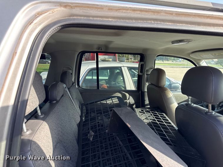 image for item EX2219 2004 Ford Explorer SUV
