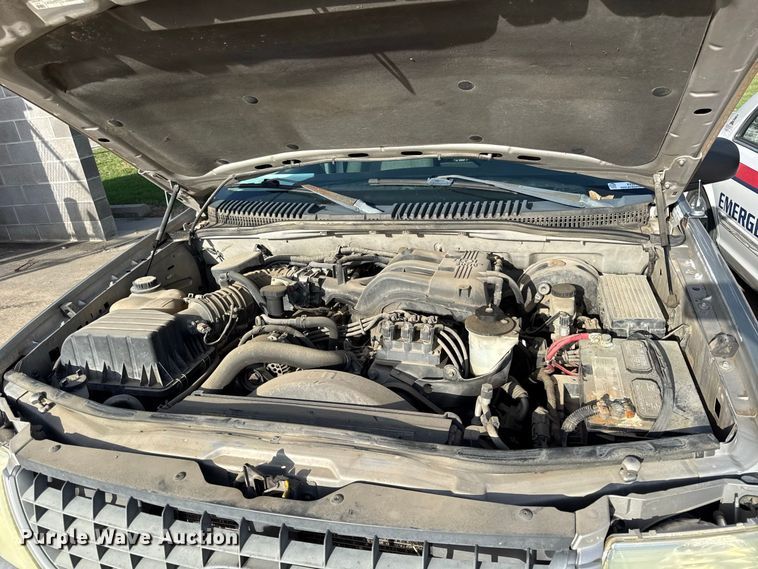 image for item EX2219 2004 Ford Explorer SUV