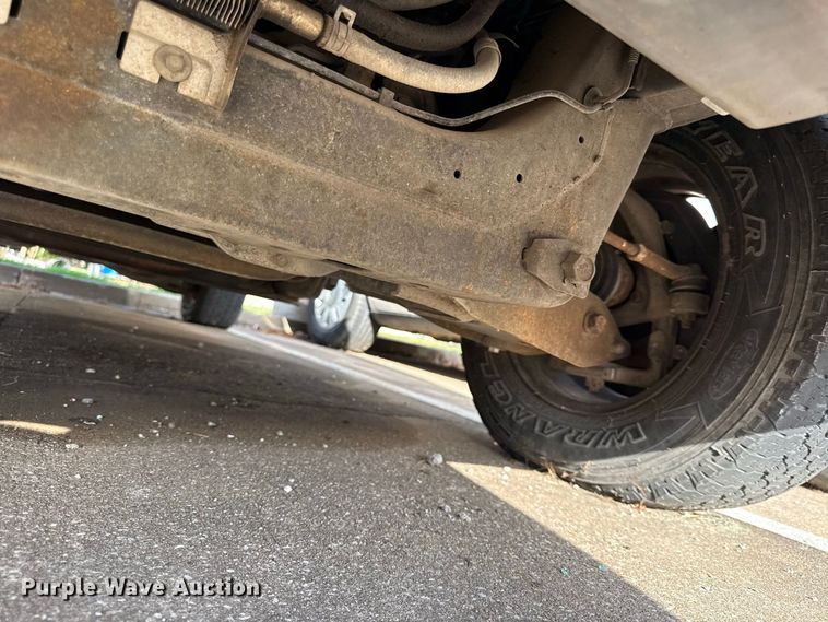 image for item EX2219 2004 Ford Explorer SUV