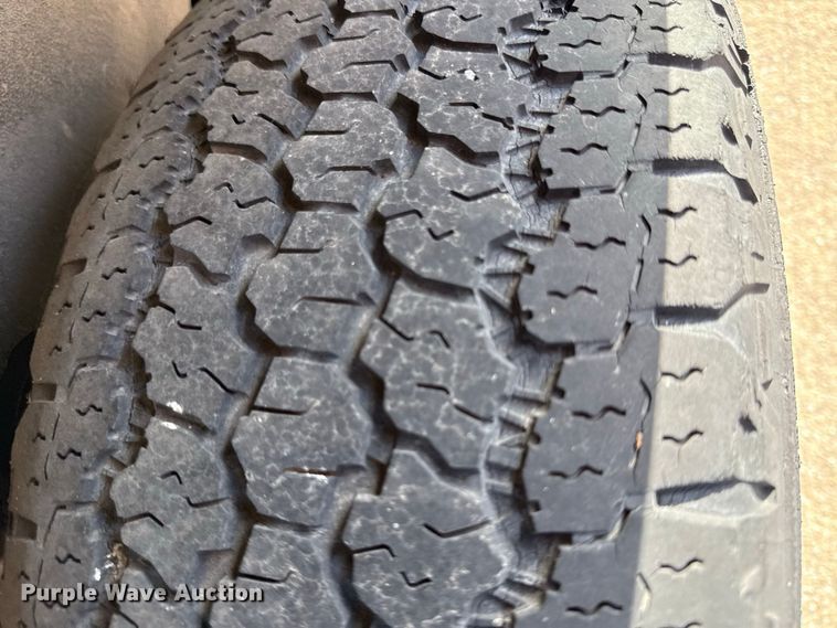 image for item EX2219 2004 Ford Explorer SUV